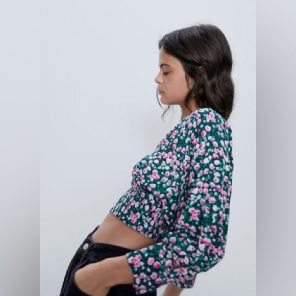 ZARA ditsy floral blouse - Picture 2 of 5